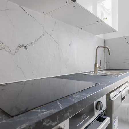 Spacious 3bdr 6p - Sur Seine Apartament Neuilly-sur-Seine